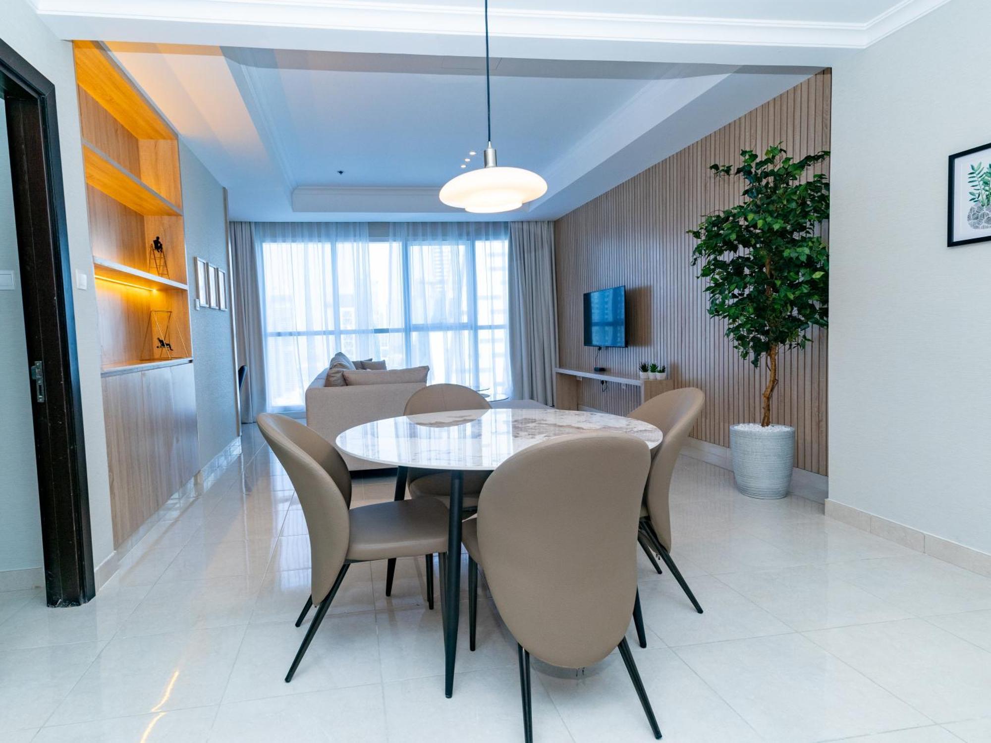 La Maison - The Court Tower Holiday home *